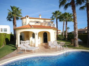 Charming Villa in Oliva with Private Swimming Pool, Oliva